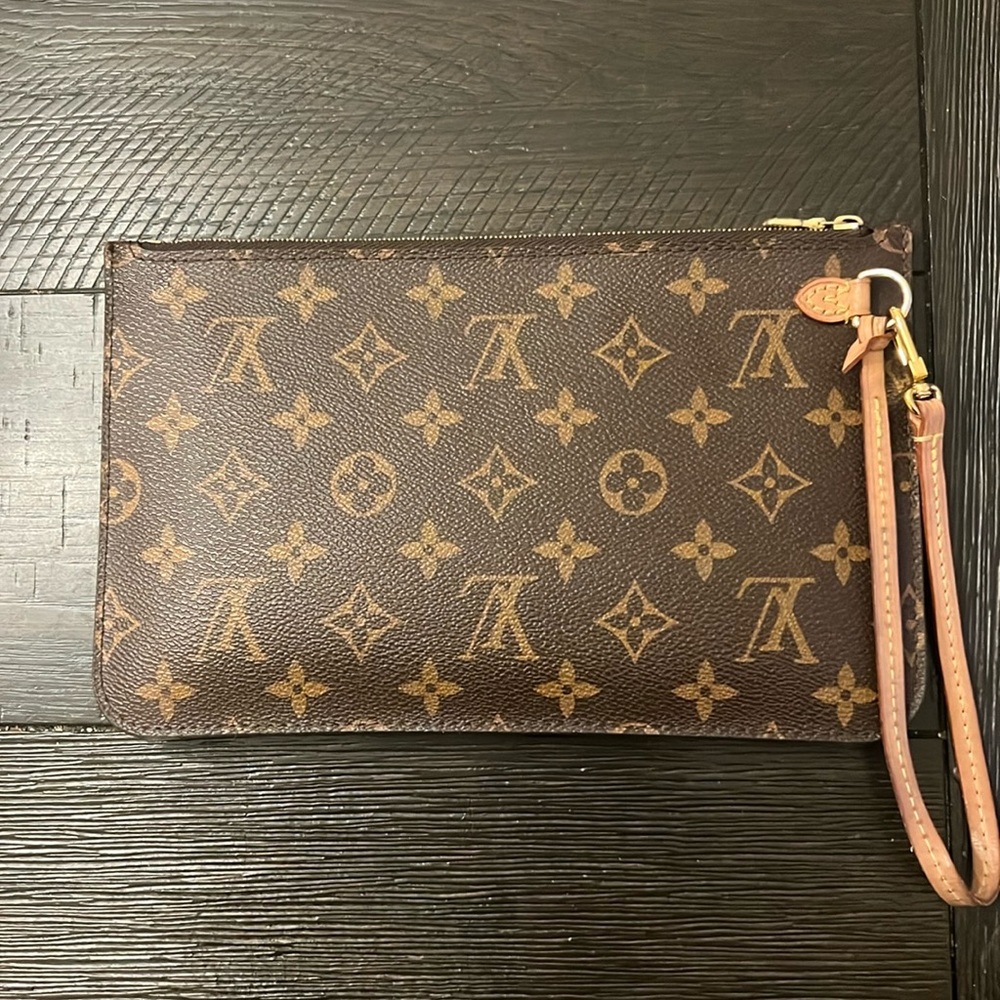 Louis Vuitton wristlet!!!!